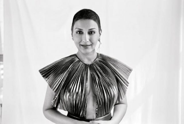 #ScarsAreBeautiful: Sonali Bendre proudly flaunts her 20-inch cancer scar